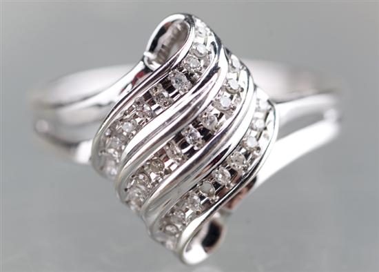 Appraisal: KT white gold diamond ring Ring consists of diagonal rows