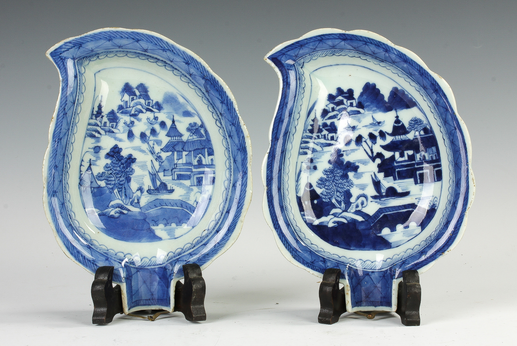 Appraisal: Two Canton Leaf Shaped Dishes th century