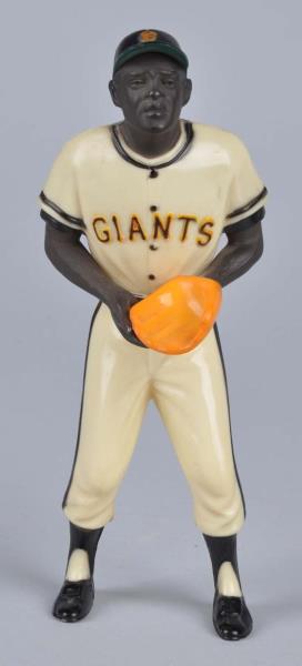 Appraisal: Willie Mays Hartland Plastic Baseball Statue Willie in position to