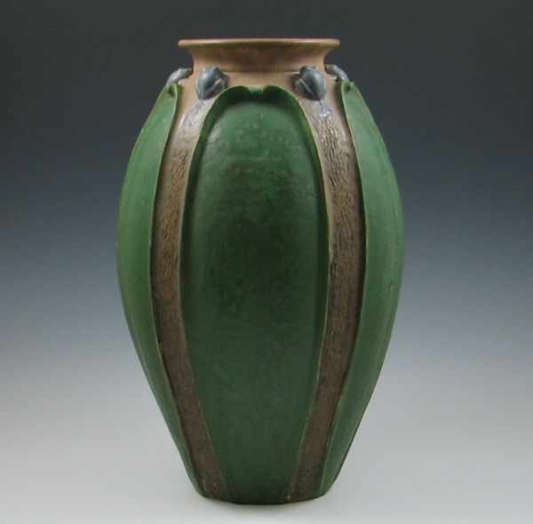 Appraisal: Door Pottery ''Eastern Gray Tree Frogs'' Vase by John Tiller