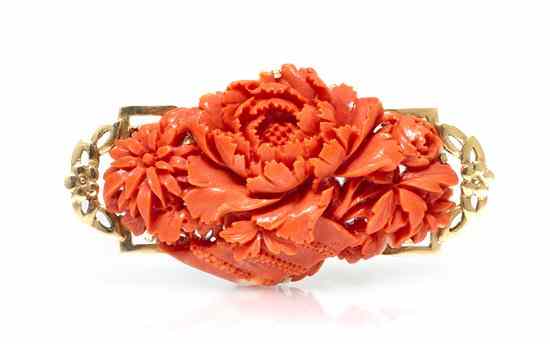 Appraisal: A Karat Yellow Gold and Coral Foliate Brooch consisting of