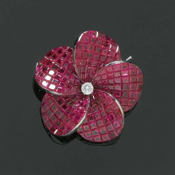 Appraisal: RUBY AND BRILLIANT-CUT DIAMOND CLIP BROOCH White gold Modern fancy