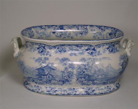 Appraisal: A th century 'Genovese' pattern blue printed foot bath of