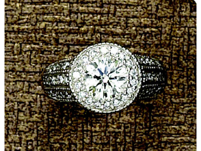 Appraisal: DIAMOND RING k white gold vintage style lady's ring with