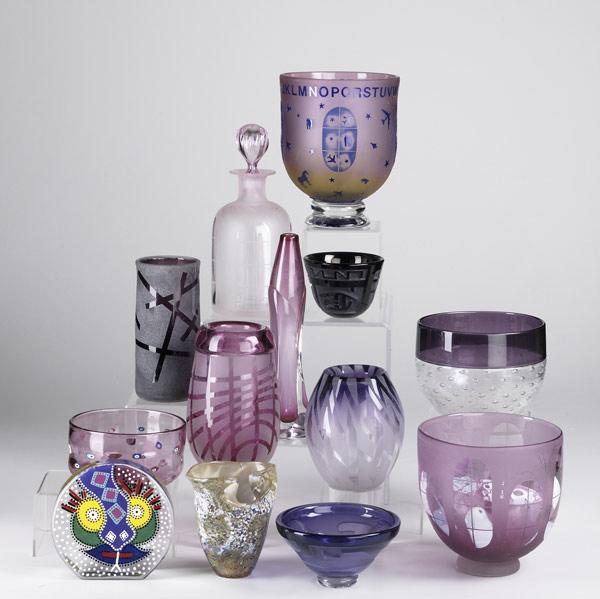 Appraisal: CONTEMPORARY GLASS Thirteen pieces include pieces by Douglas Sweet Jonathan