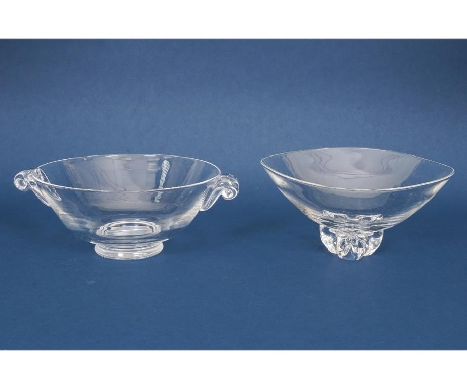 Appraisal: Two signed Steuben crystal glass salad bowls Largest h x