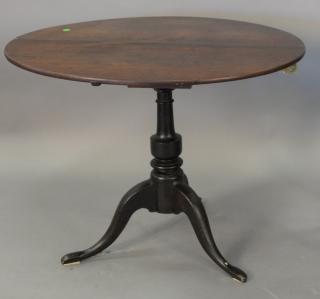 Appraisal: Queen Anne mahogany bird cage tip top tea table on