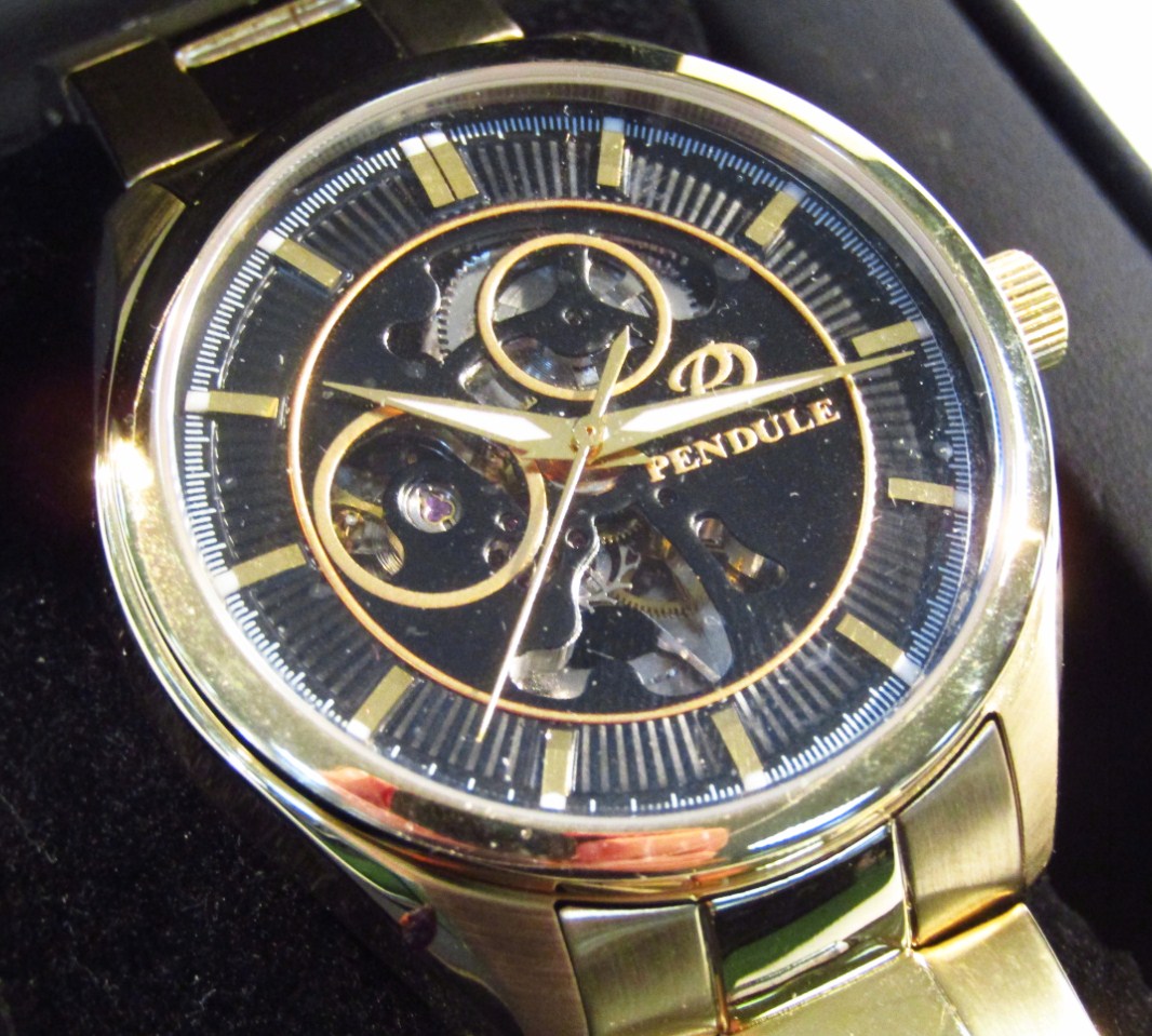 Appraisal: A modern gentleman's Pendule wristwatch the cm diameter dial in