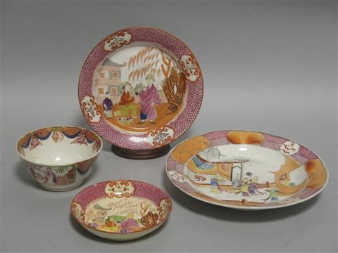 Appraisal: FOUR ENGLISH CHINOISERIE PIECES Early th century in the 'Famille