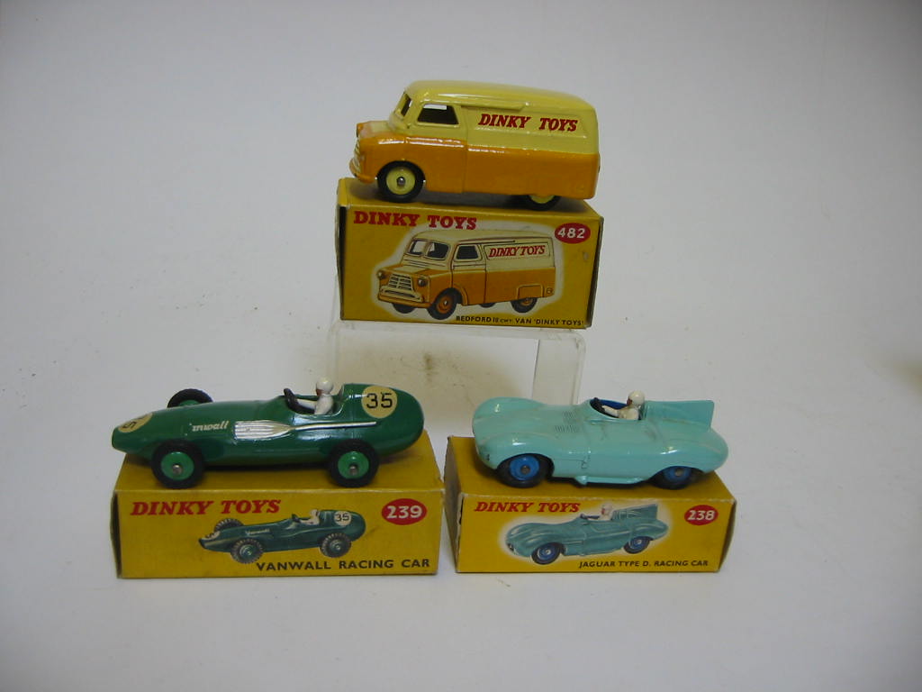 Appraisal: Bedford Van Dinky Toys boxed F Jaguar D Type turquoise