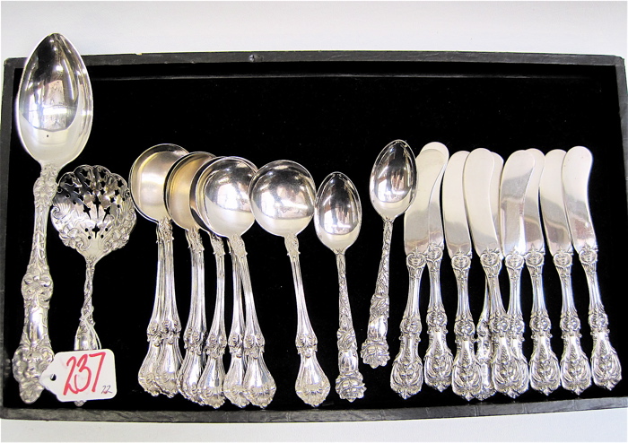 Appraisal: AMERICAN STERLING SILVER FLATWARE pieces various patterns and makers Comprised