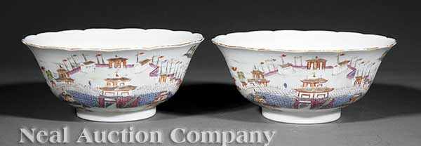 Appraisal: A Pair of Chinese Teng Ge Gao Feng Foliate Rimmed