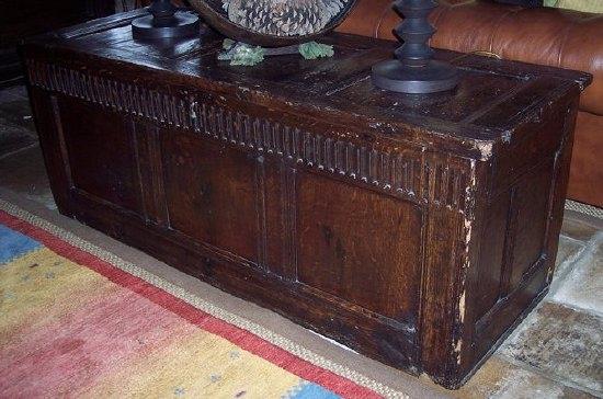 Appraisal: A th Century oak coffer circa with panelled top and