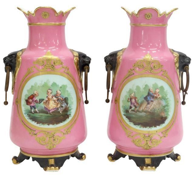 Appraisal: pair Old Paris porcelain vases late th c painted reserves