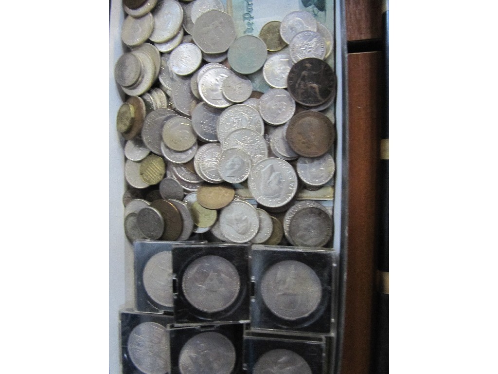 Appraisal: Box of assorted coins and banknotes