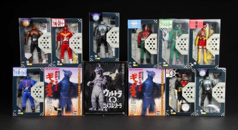 Appraisal: Lot of Real Action Heroes Description Japanese Made by Medicom