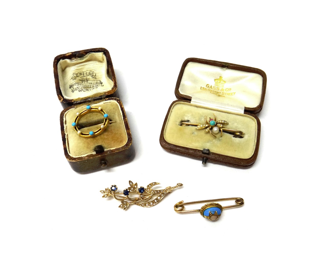 Appraisal: A gold seed pearl and turquoise set bar brooch with