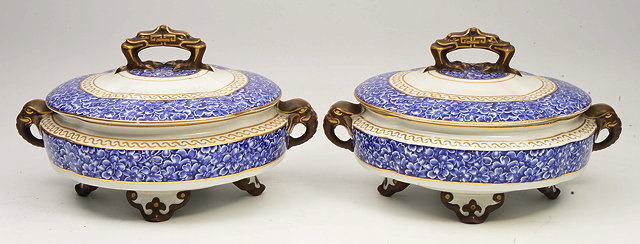 Appraisal: A PAIR OF WORCESTER PORCELAIN TUREENS decorated with blue and