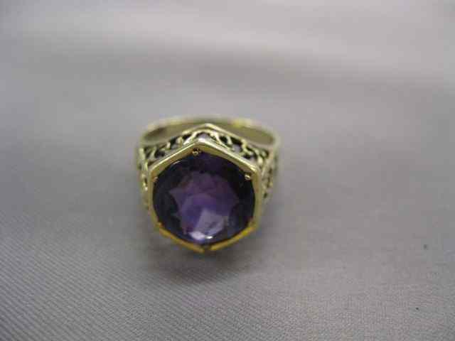 Appraisal: Amethyst Ring deep rich carat round in k antique yellow