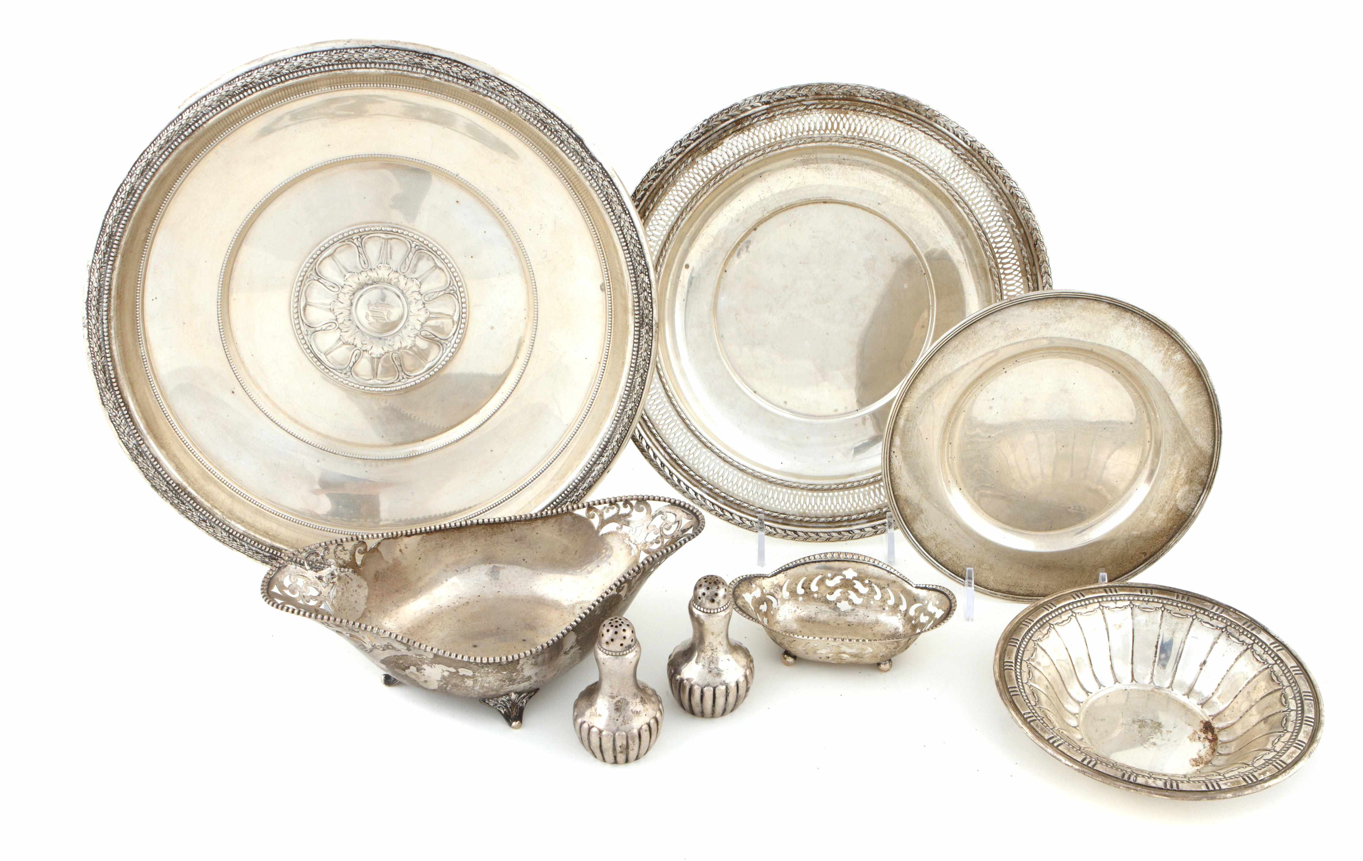 Appraisal: A group of American sterling silver hollowware th centuryComprising Gorham