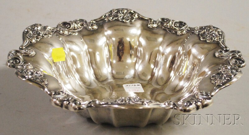 Appraisal: Wallace Sterling Silver Floriform Bowl with floral-decorated edges approx troy