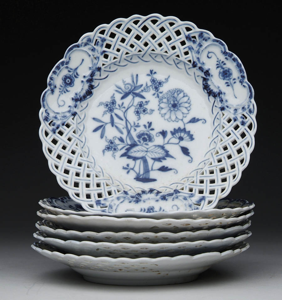 Appraisal: FINE SET OF SIX MEISSEN PLATES Bottoms marked with blue