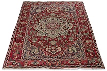 Appraisal: Antique Heriz Carpet Carpet with central medallion and geometric flowers