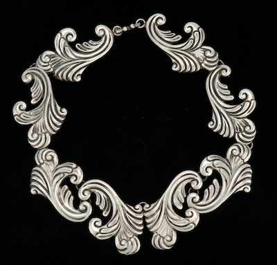 Appraisal: A Los Castillos Mexican Sterling Silver Necklace Sterling silver necklace