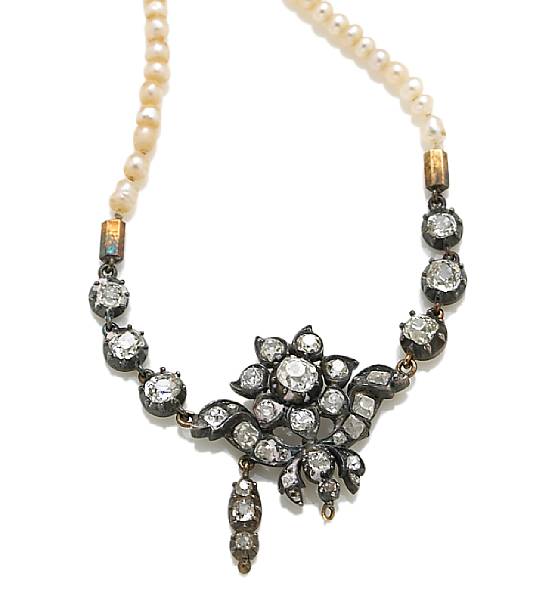 Appraisal: A seed pearl and diamond necklace mounted in silver-topped eighteen