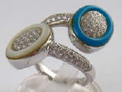 Appraisal: A white metal tests carat gold turquoise mother of pearl