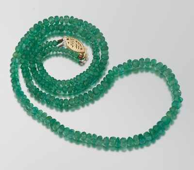 Appraisal: A Ladies' Emerald Bead Necklace Faceted emerald beads range in