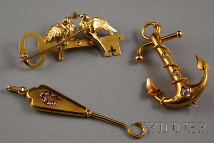 Appraisal: Three kt Gold and Diamond Jewelry Items an anchor brooch