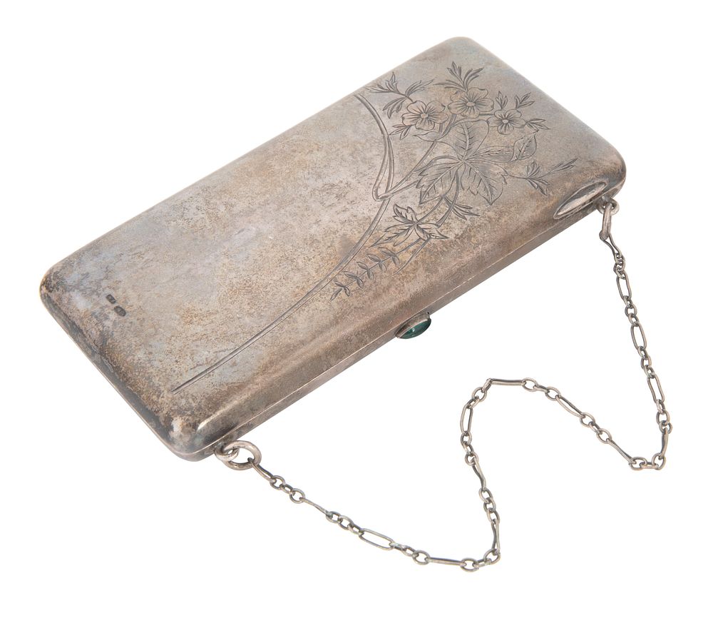 Appraisal: A RUSSIAN SILVER PURSE WITH CHAIN MOSCOW - A RUSSIAN