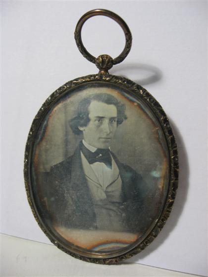 Appraisal: Daguerreotype mid- th century Unsigned inscribed on verso HRE gilt