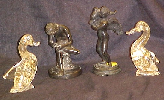 Appraisal: Two small Grand Tour bronze figures one after the Spinario