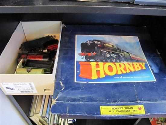 Appraisal: HORNBY TRAIN SET IN BOX AND SMALL BOX OF TIN