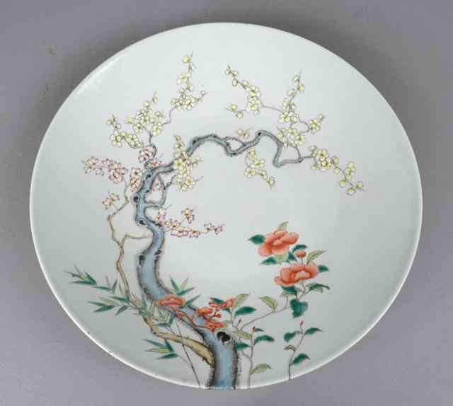 Appraisal: Large Chinese Porcelain ChargerLarge dish or charger with enamelled cherry