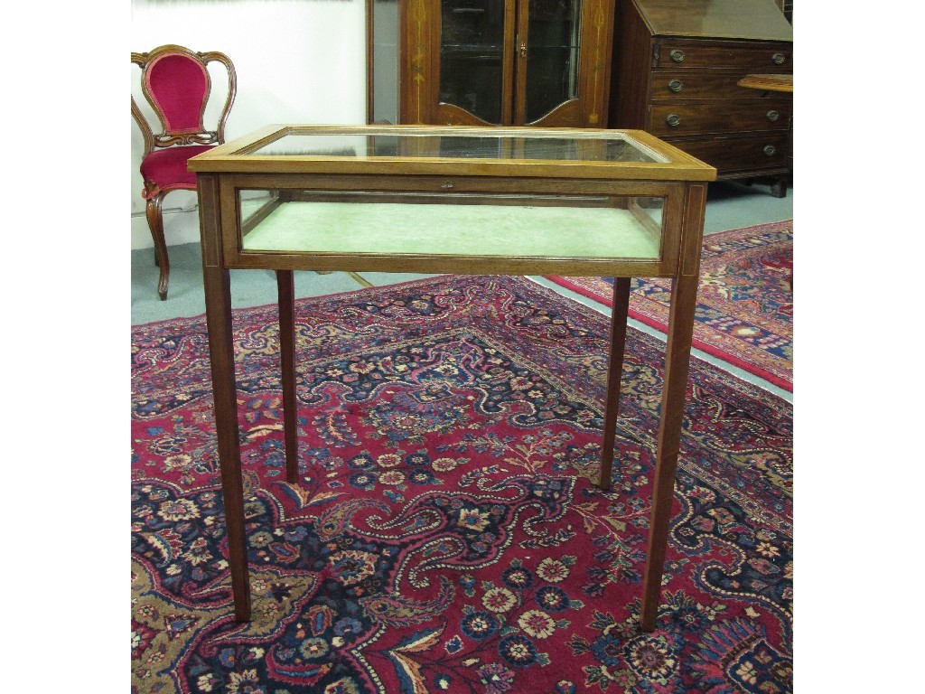 Appraisal: Edwardian mahogany inlaid bijouterie table