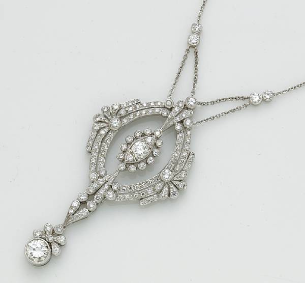 Appraisal: A diamond necklace estimated total diamond weight carats mounted in