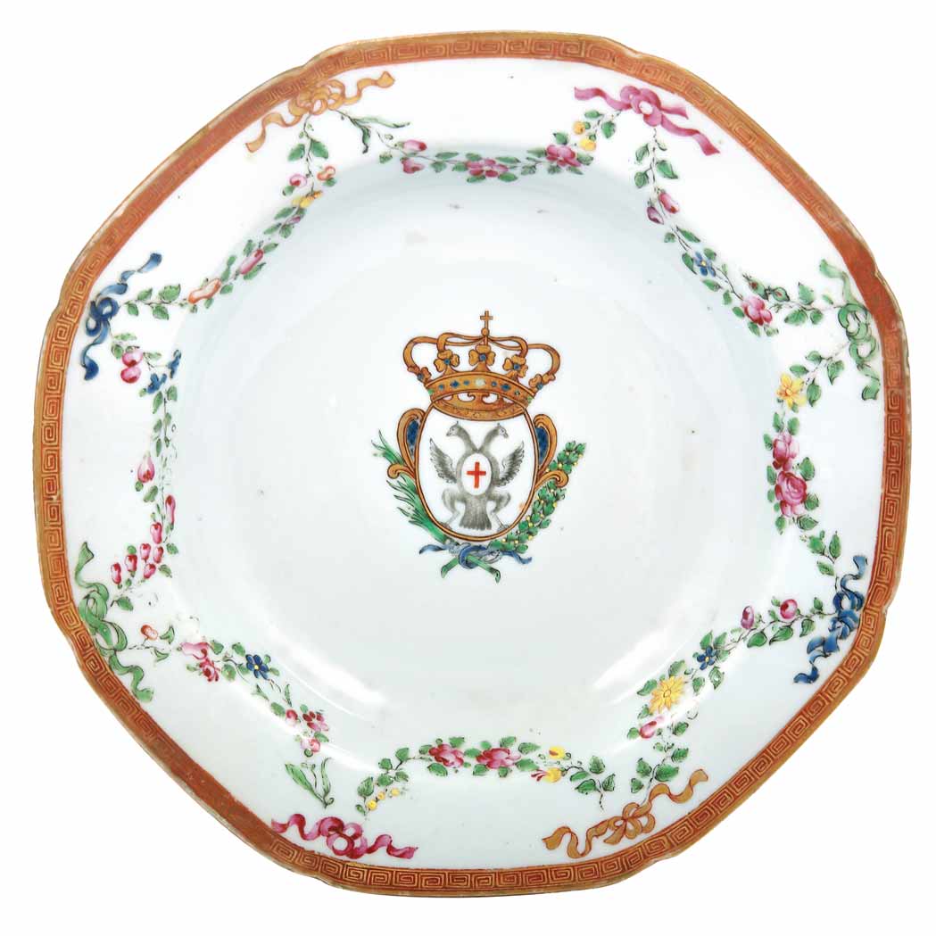 Appraisal: Group of Six Chinese Export Armorial Porcelain Plates Circa Made