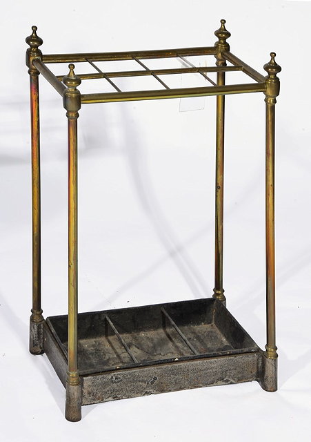 Appraisal: A VICTORIAN BRASS UMBRELLA AND STICK STAND cm across