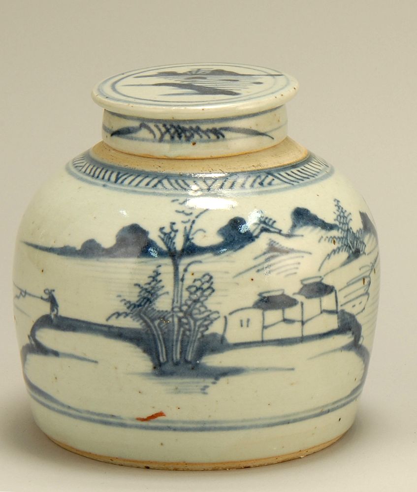 Appraisal: ANTIQUE BLUE AND WHITE CHINESE PORCELAIN COVERED GINGER JAR th