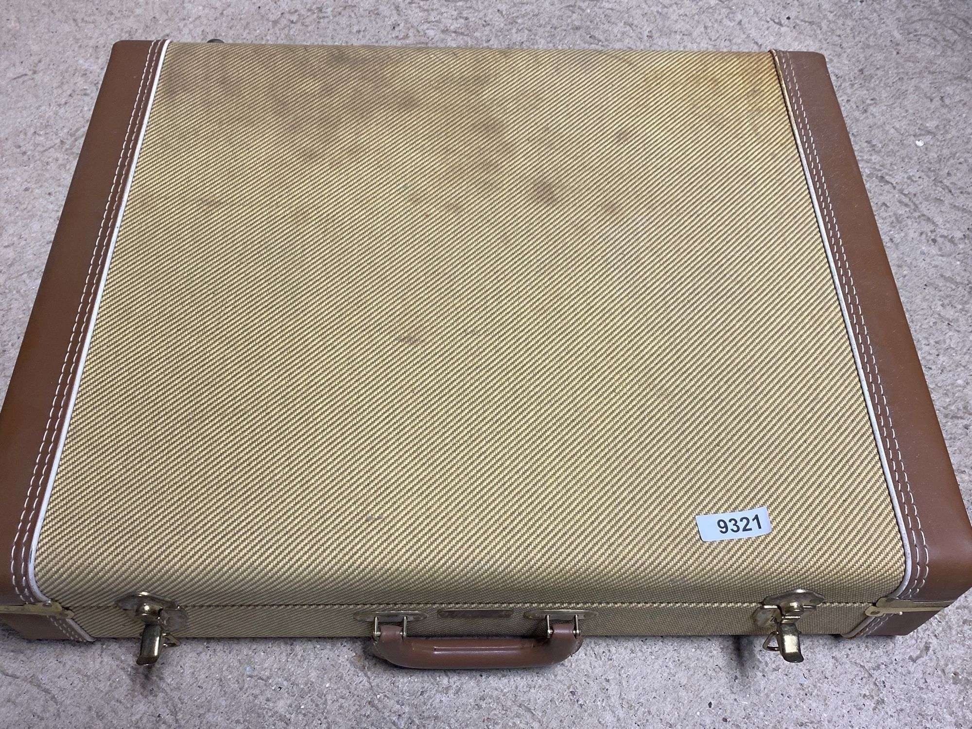 Appraisal: Fender Tweed Suitcase guitar standFender Tweed Suitcase guitar stand All