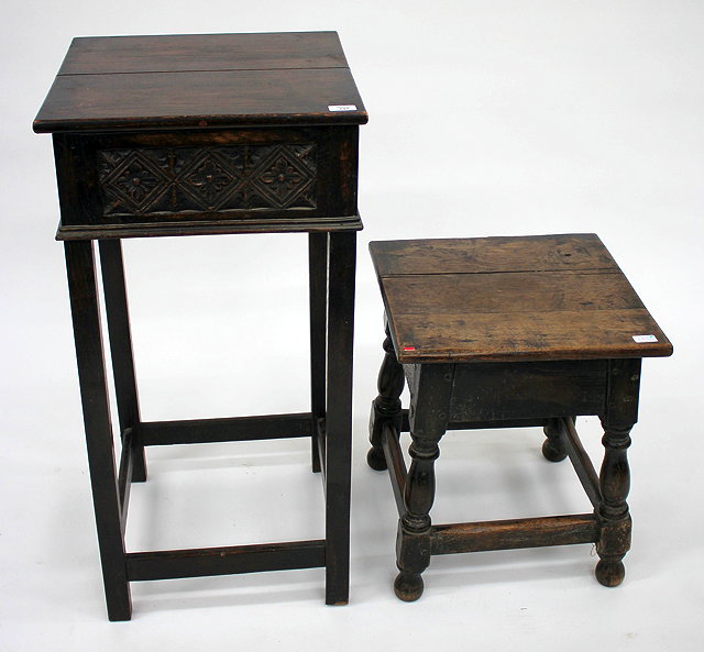 Appraisal: AN OAK LAMP TABLE with hinged lid to the box