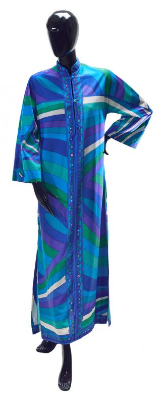 Appraisal: A 'S 'BRANIFF AIRLINES' PUCCI DESIGNED KAFTAN Polyester jersey button