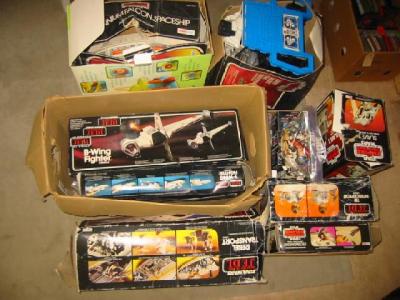 Appraisal: A large collection of original Star Wars figures and vehicles