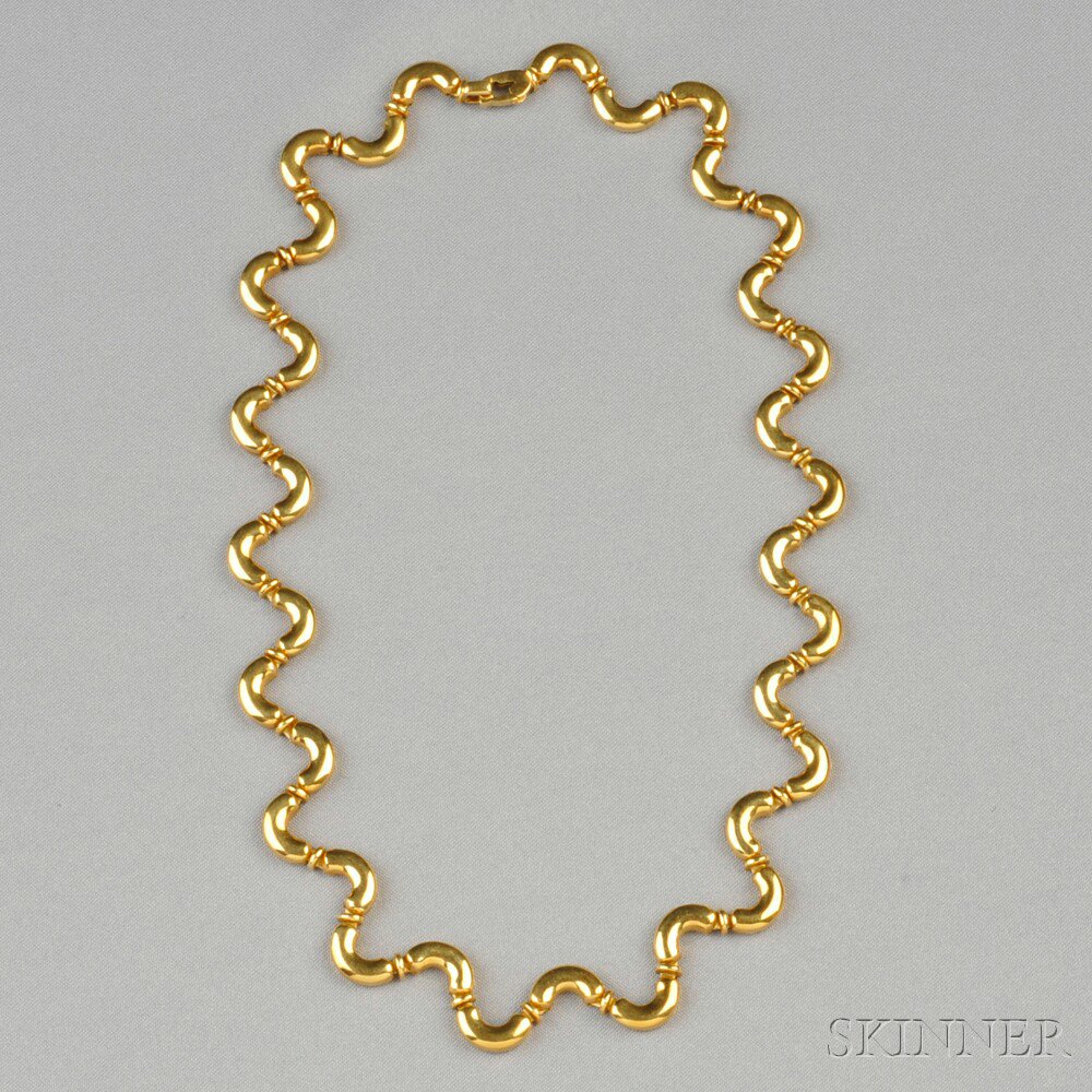 Appraisal: kt Gold Necklace composed of flexible curved links dwt lg