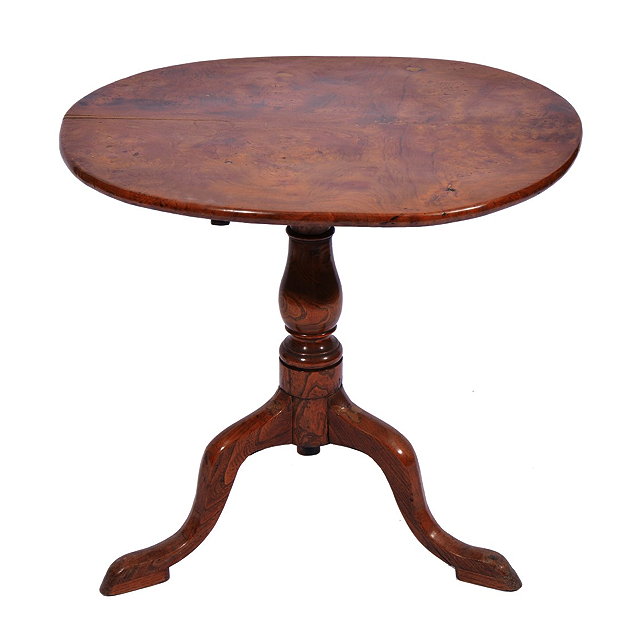 Appraisal: A GEORGE III BURR ELM CIRCULAR OCCASIONAL TABLE on a