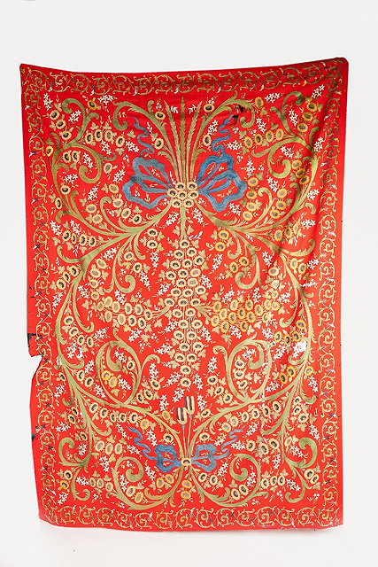 Appraisal: A KASHMIR STYLE HAND WOVEN SHAWL with repeating decoration on