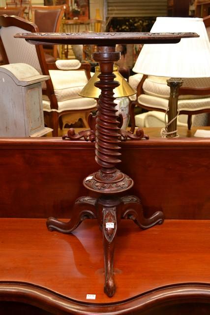 Appraisal: VICTORIAN CEDAR TRIPOD BASED WINE TABLE WITH A TWIST TURNED